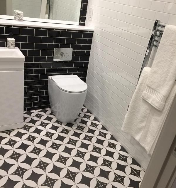 Toilet and Towel Rail